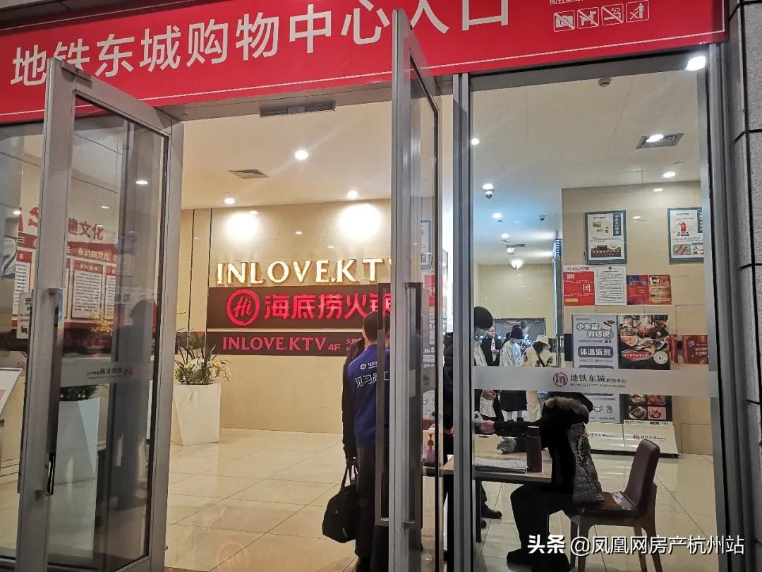 一边直追北上广，一边无人问津，综合体大年的小商业还好吗？