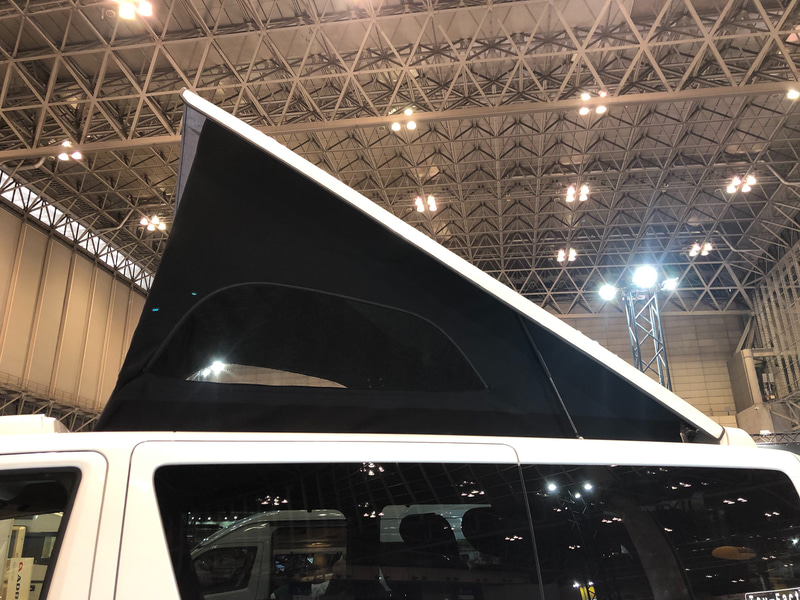 无厘头汽车丨丰田2020露营车：顶部开帐篷，有2楼的车？