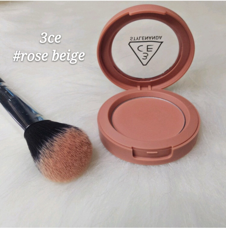 黄皮绝对要入手的口红,适合40岁黄皮显白的腮红推荐