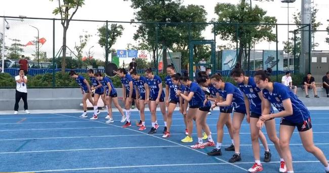 女排体测仰卧,女排摸高体测