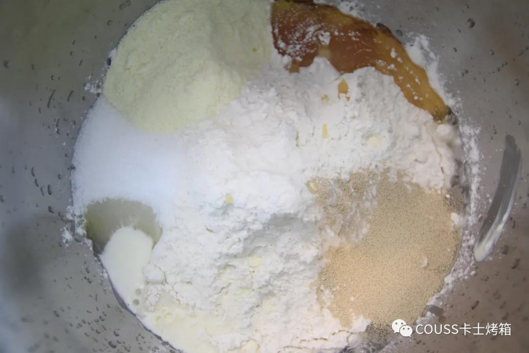 软糯香甜的吐司面包,绵软的云朵面包