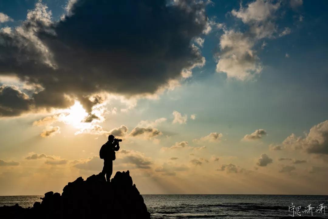 摄影初学者预算两千买什么相机,家用和旅游摄影买什么相机