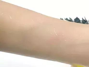 孕妈不能用的护肤品成分有哪些 (孕期护肤品如何选慎用成分)