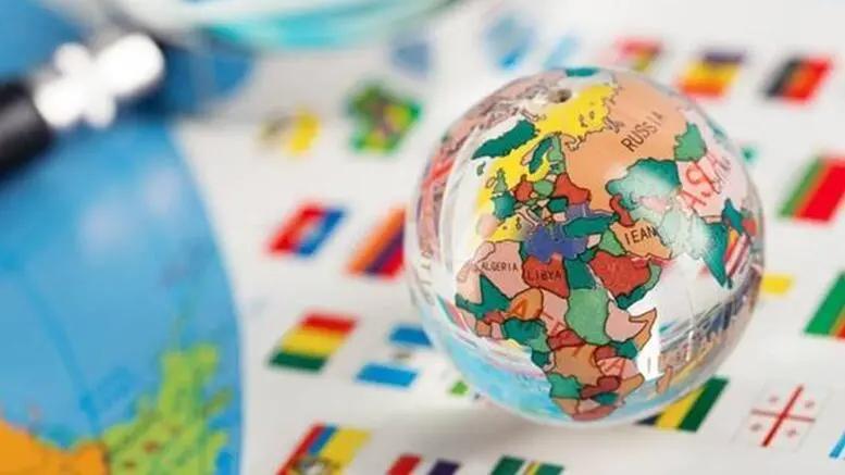 「12.2新闻速递」浸大学生会会长方仲贤被捕；《我和僵尸有个约会》重启；澳门11月*彩博**收入下挫七成