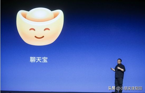 立木大叔侃:“土包子”聊天宝VS“贵族”微信