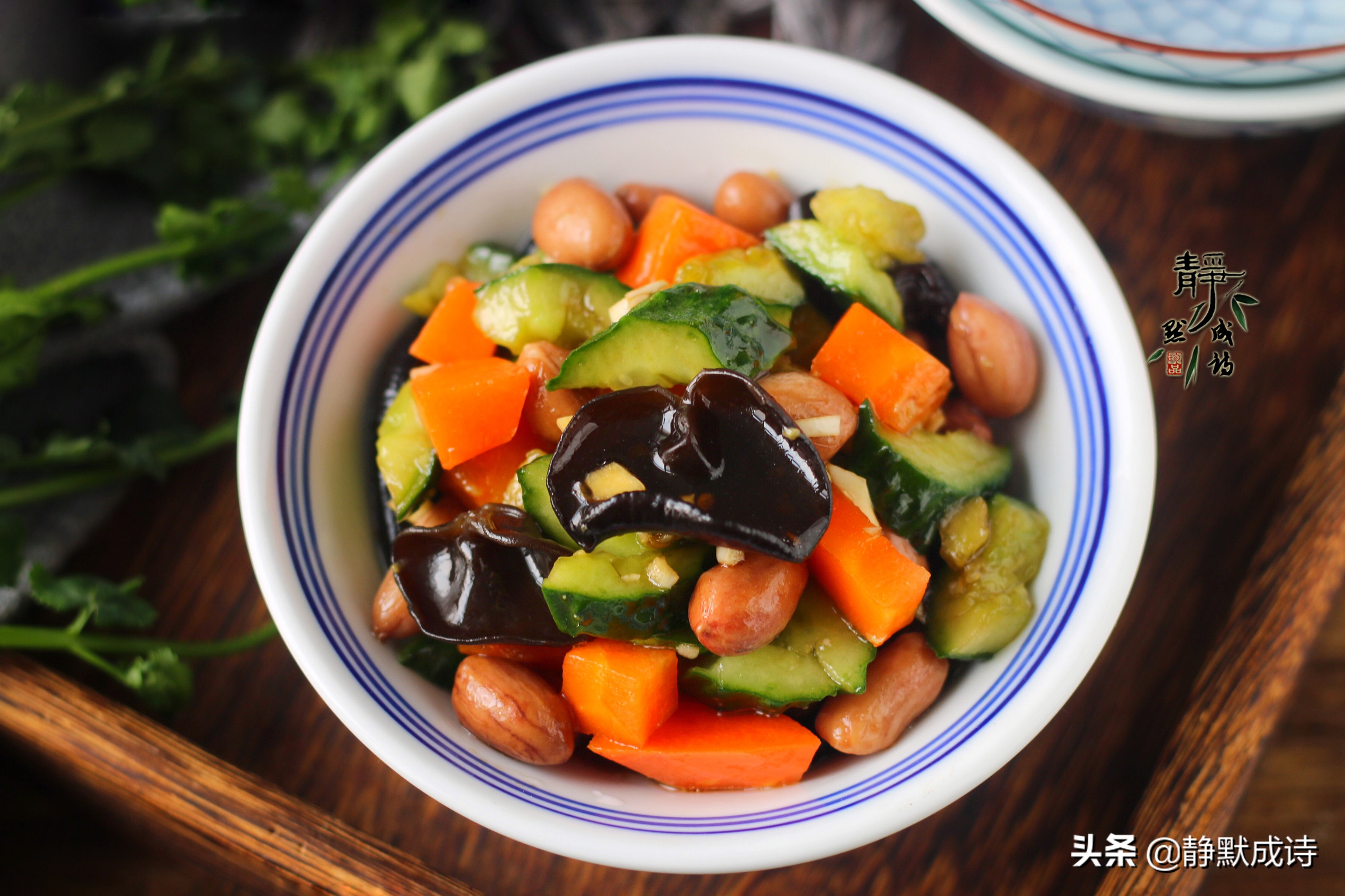 凉拌菜怎样调味才能更好吃,凉拌菜的配料和操作步骤