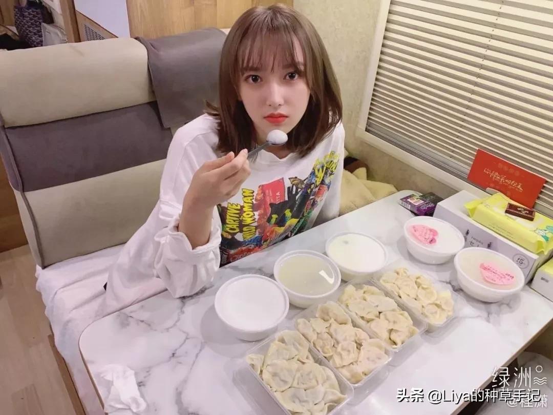 怎么不剪刘海却能拥有好看的刘海,不剪一次齐刘海不知道有多丑