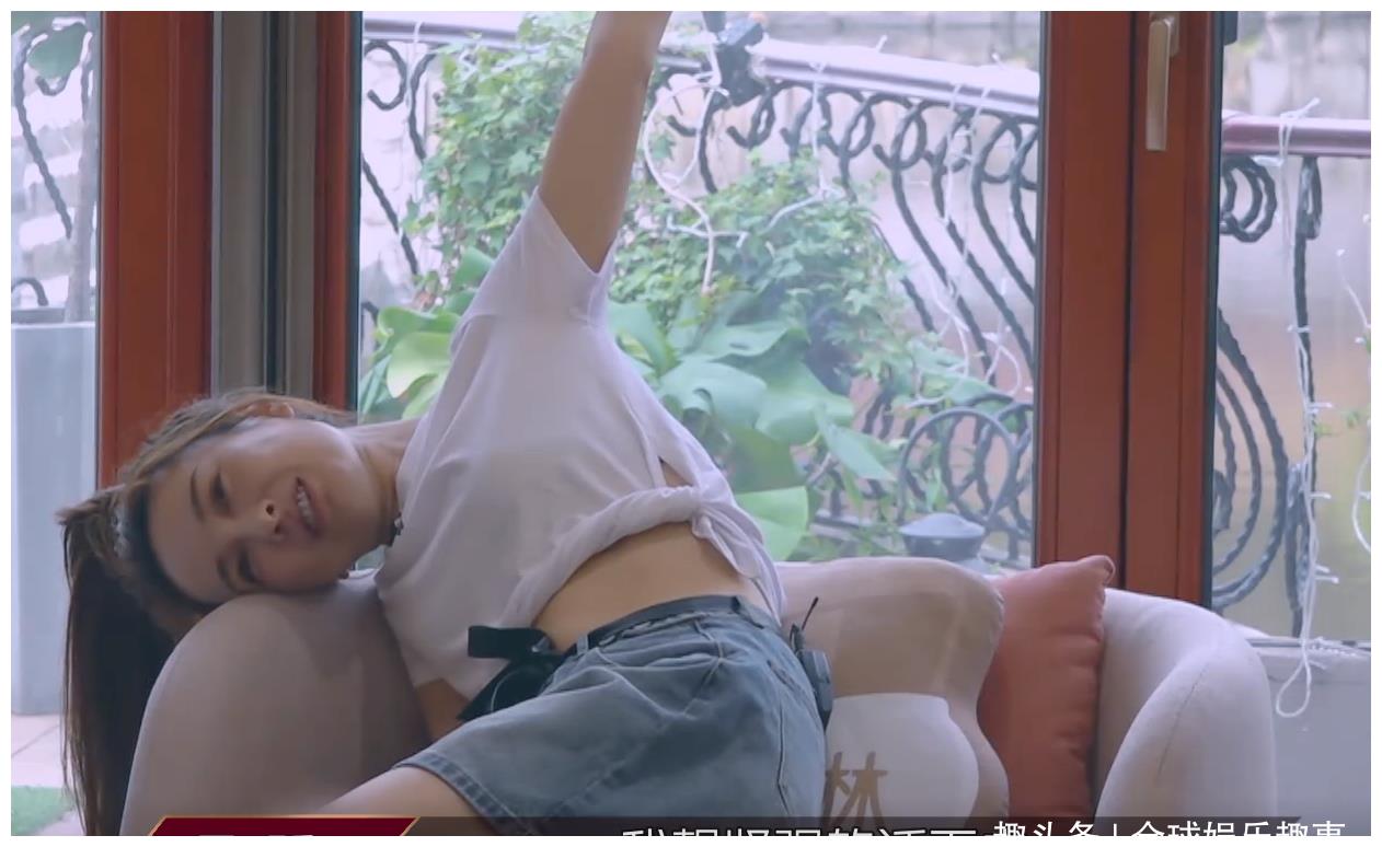 吴昕蓝盈莹隐藏潜能,吴昕蓝盈莹跳舞视频