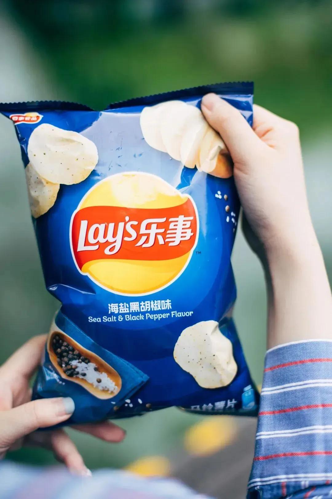 乐事薯片77g,12块7的乐事薯片