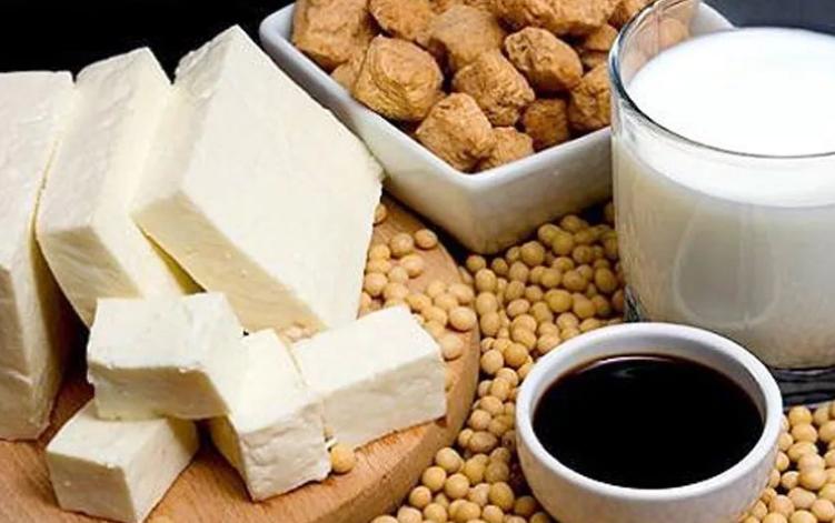 小孩发育期间腿疼是怎么回事,3岁宝宝说腿疼怎么判断