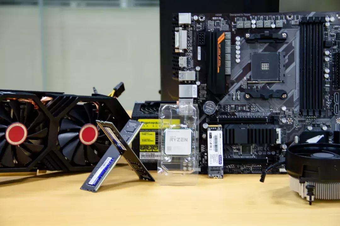 小白第一次装机开箱,新手小白第一次装机