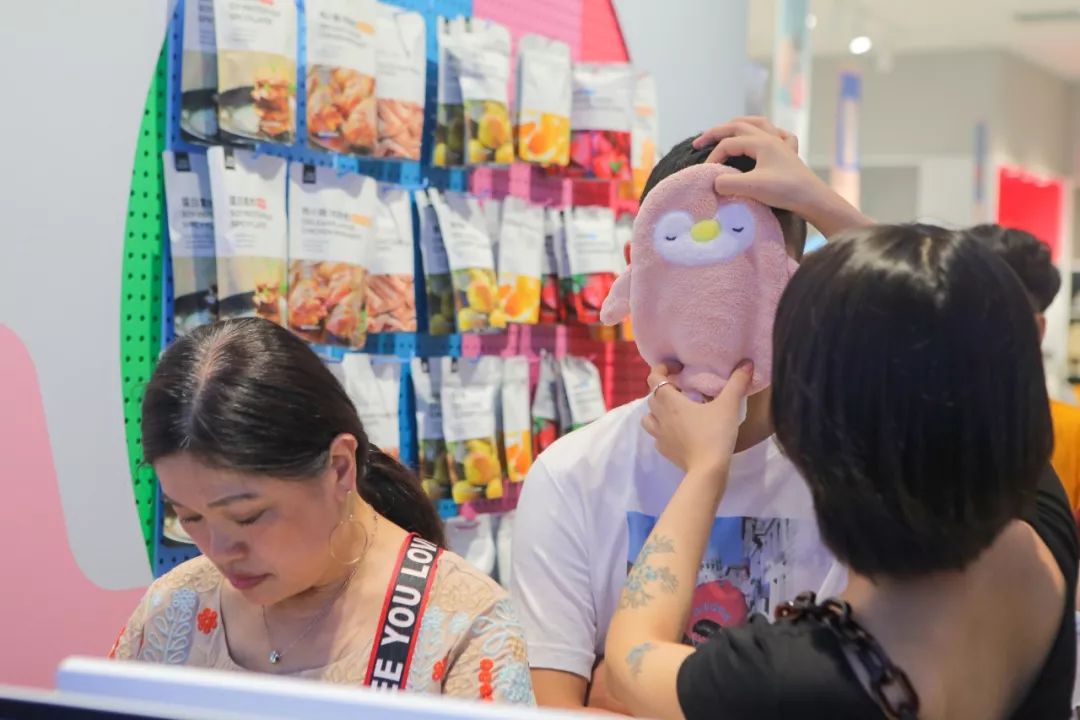 重庆来福士地标大作,雾都space第一店