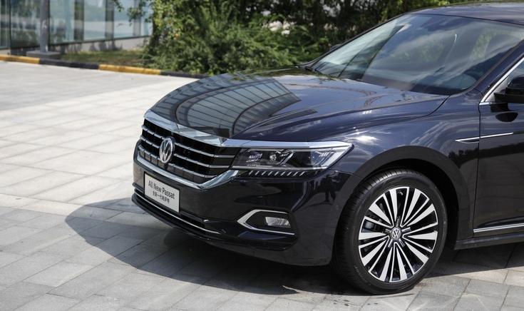 帕萨特可以开多久,开玛莎拉蒂莱万特谈生意