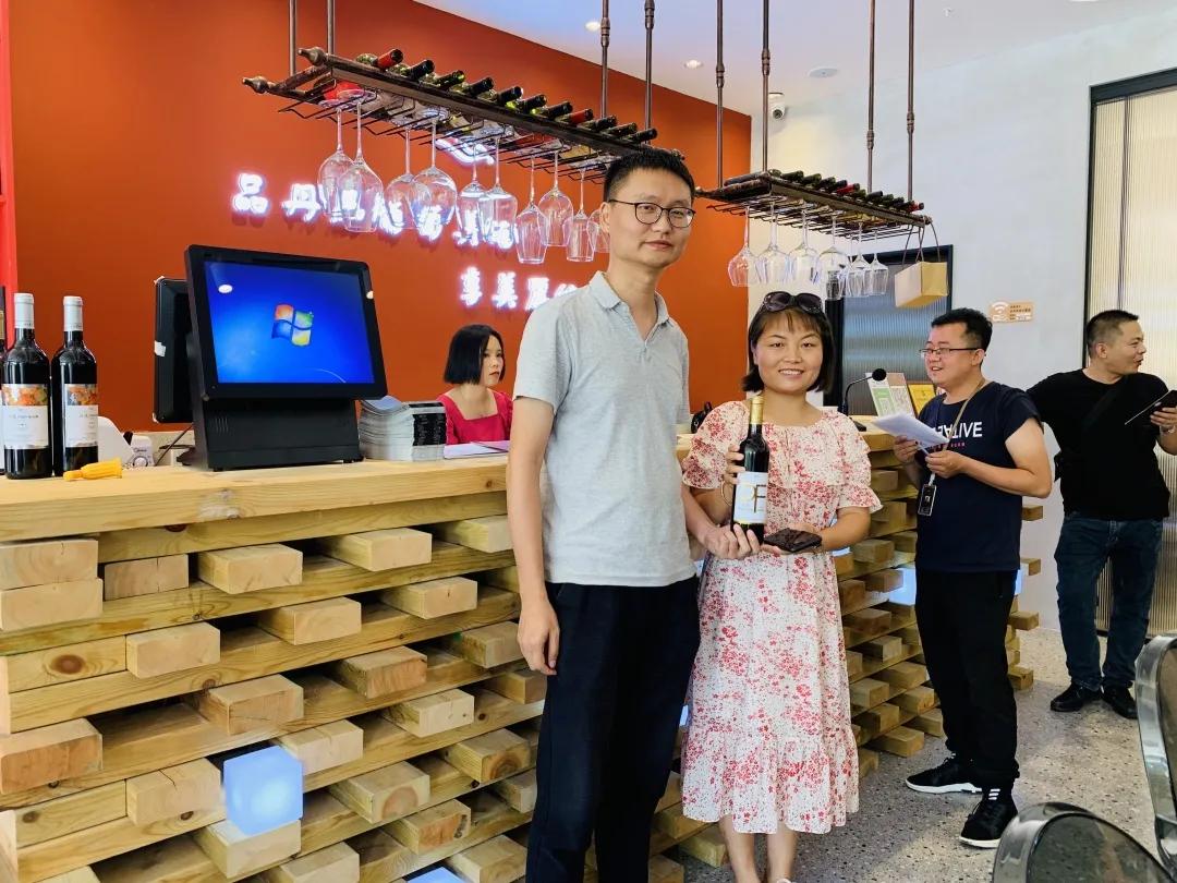 陕西丹凤葡萄酒厂西安总经销,渭南丹凤葡萄酒厂新闻报道