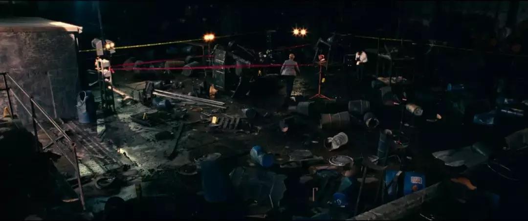 “寡妇”化身复仇女神，够硬又够黑