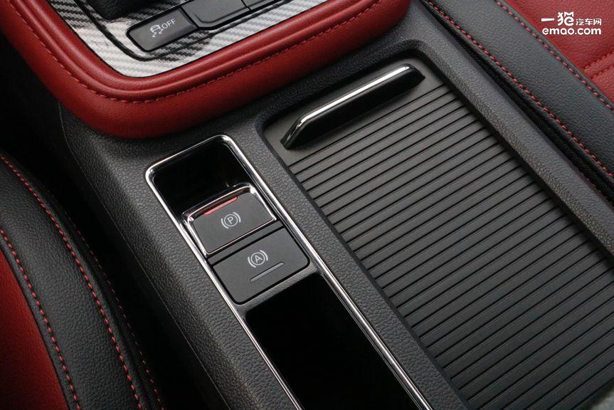 名爵6手动高铁版测试,试驾新名爵6见证6秒破百