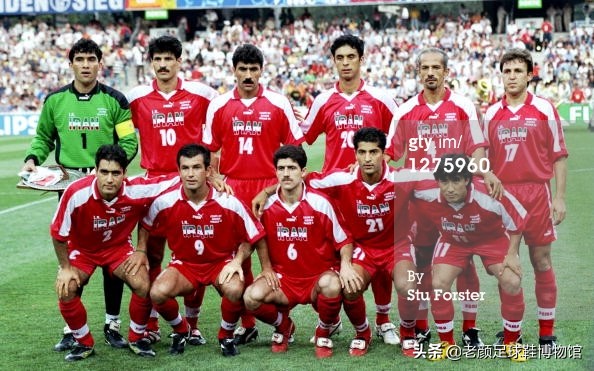 曾经风靡98世界杯的彩色pumaking,如今低调变身成贝莱林小黑鞋