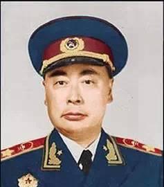 十大元帅中，*荣臻聂**究竟有何战绩，让他在授勋时获授元帅头衔？