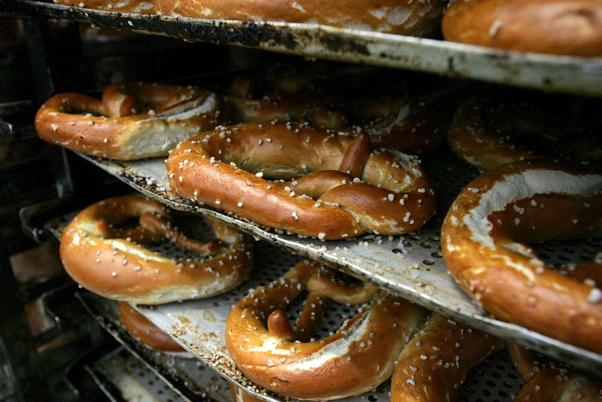 德国人喝酒下酒菜,德国下酒菜是什么