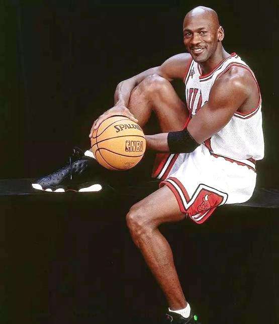 锡安科比乔丹臂展,锡安与乔丹谁更强