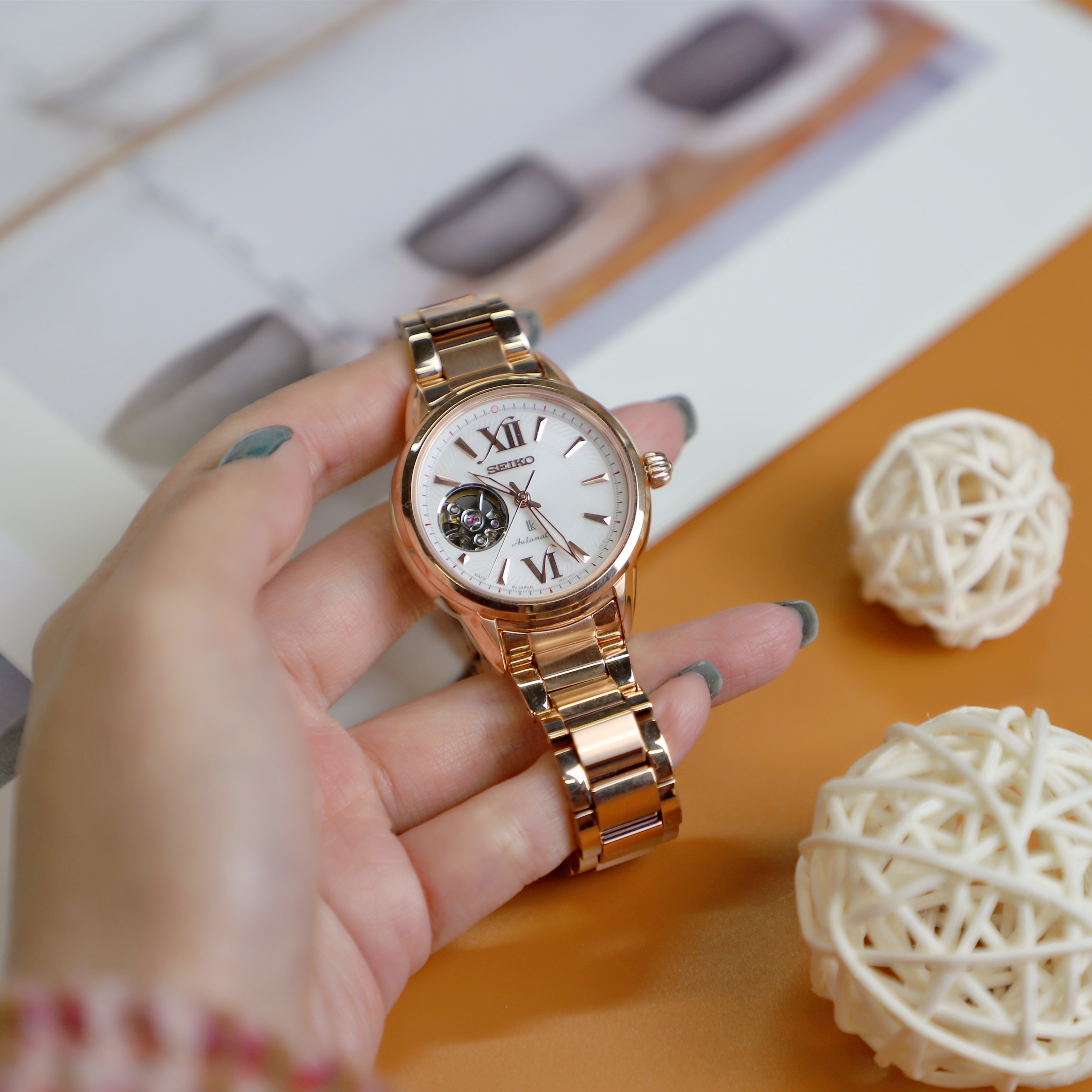 seiko精工新款钛合金lukia石英表,精工seikolukia系列电波情侣表