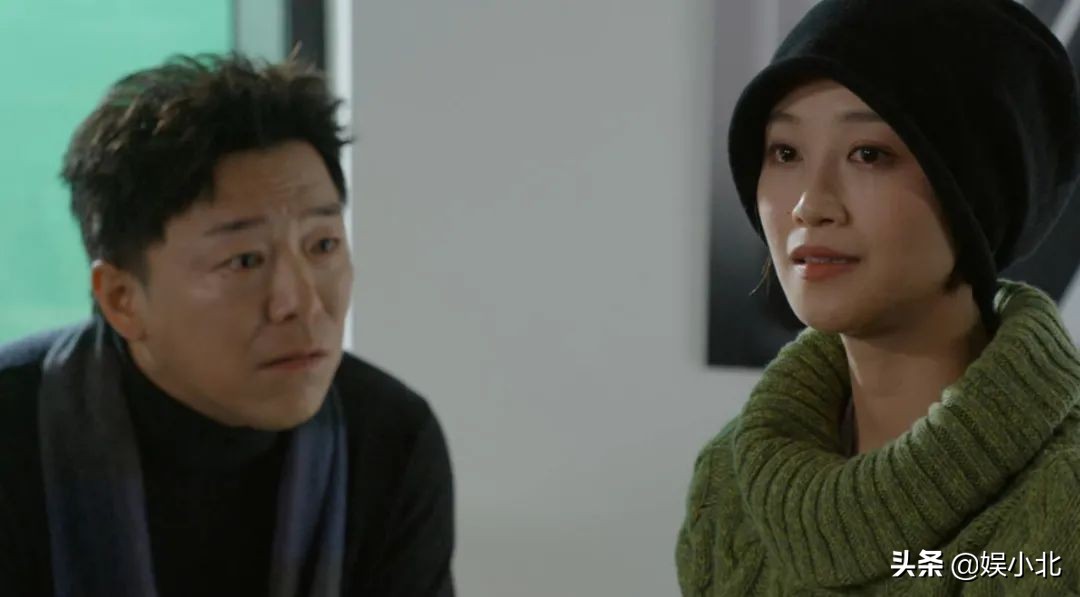 冯小刚惨遭网友炮轰显尴尬,冯小刚引以为憾的两件事