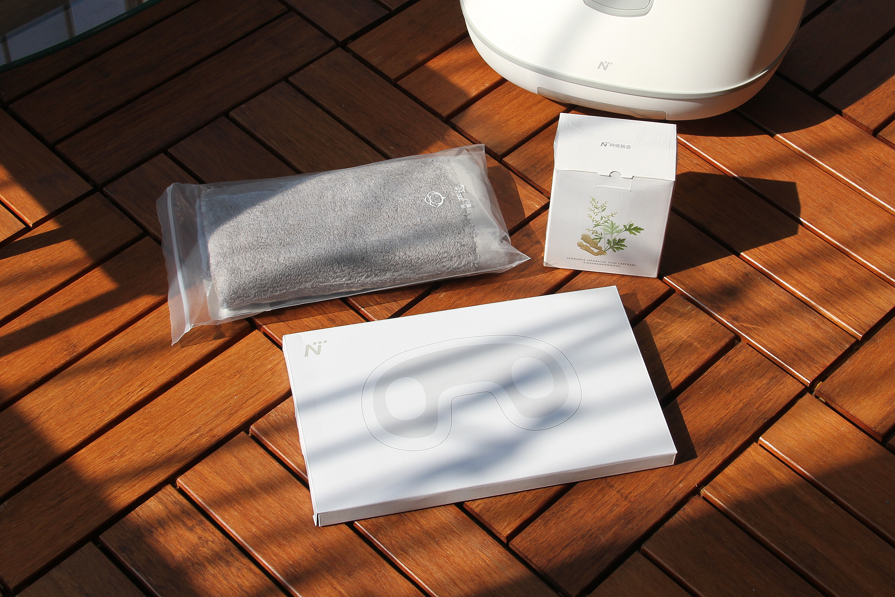 泡脚用什么洗脚盆好,用什么泡脚盆最健康