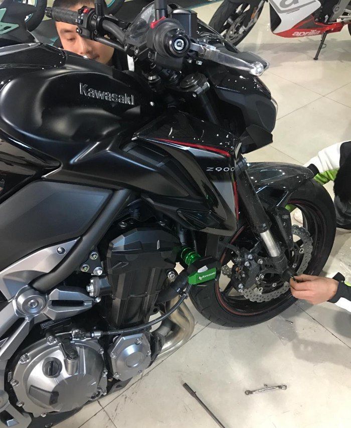 川崎z900做大保养多少钱,川崎z900保养要消除灯吗