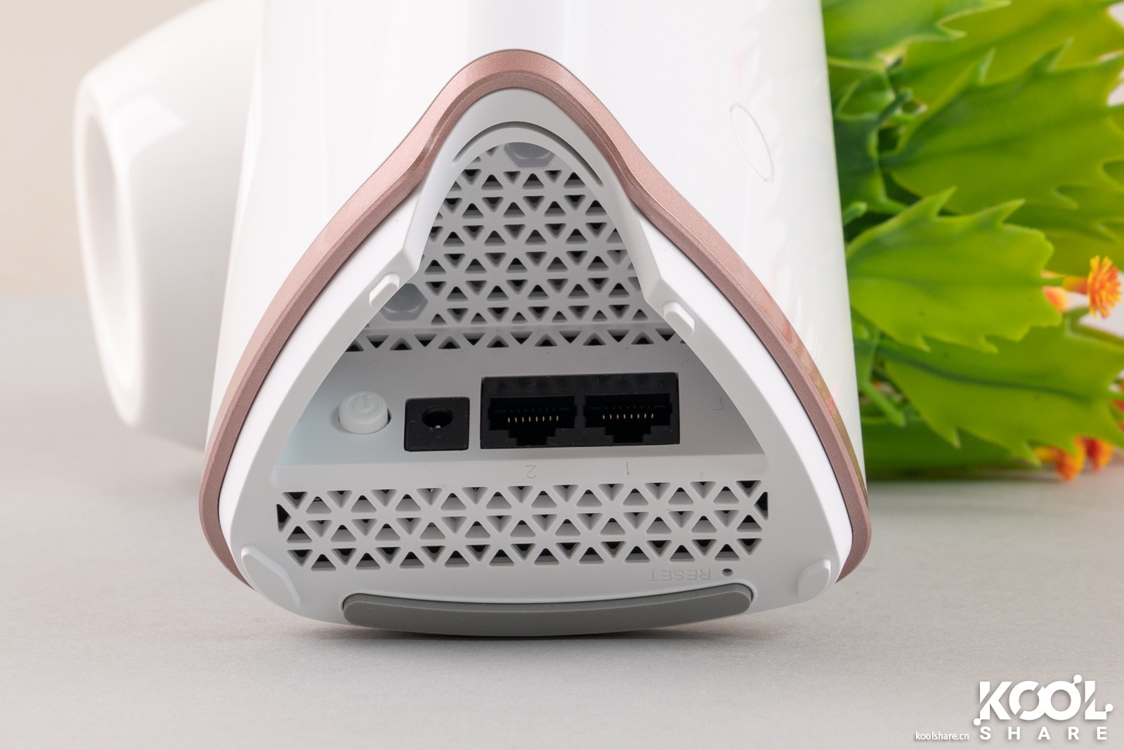 D-LINK友讯Covr-2202AC2200三频WIFIMesh系统开箱评测拆解