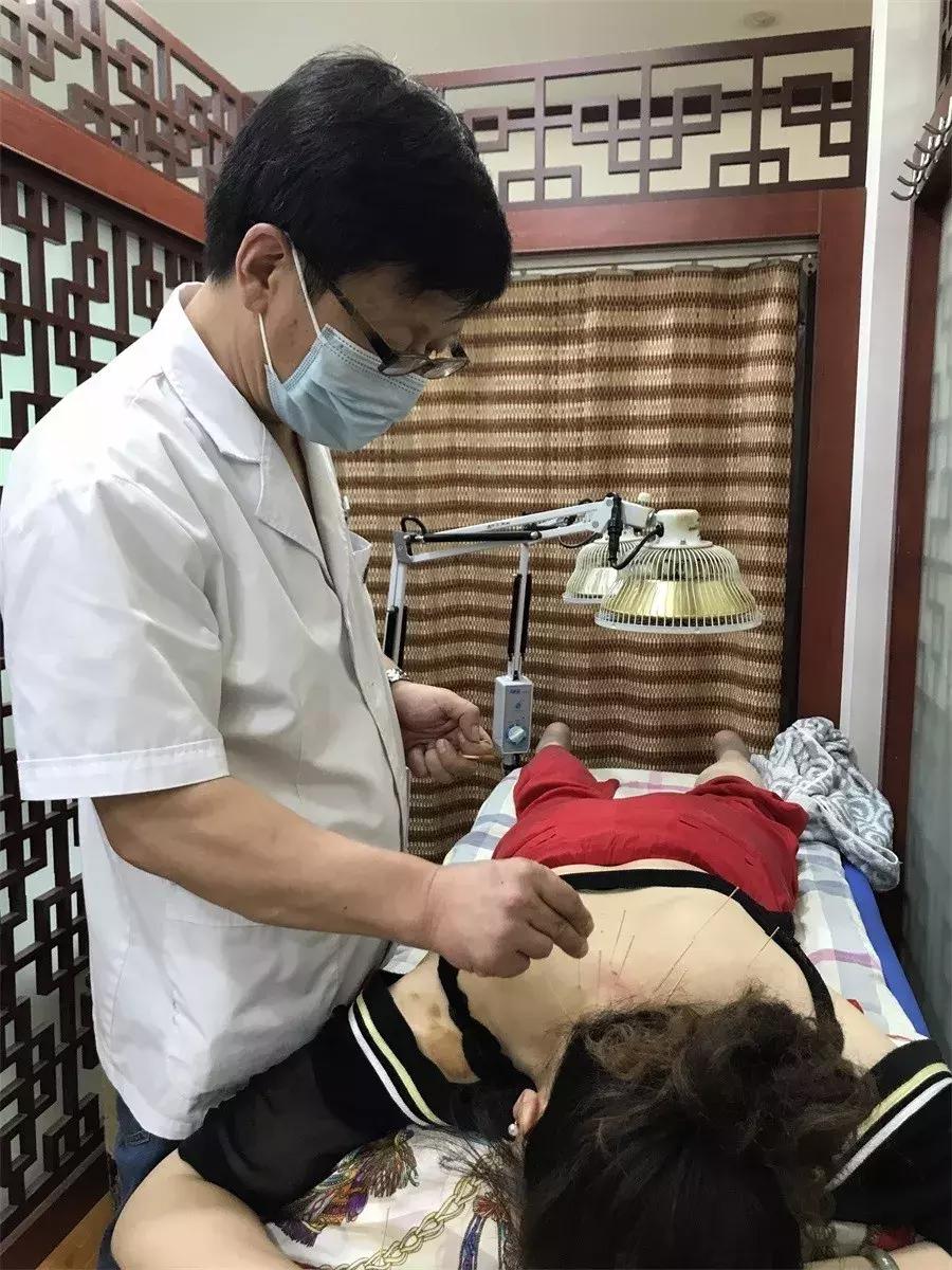 喜讯山东省名老中医,喜报我院新增三名省卫生拔尖人才