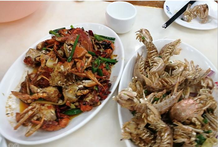 去热带的岛屿游泳,去热带旅行