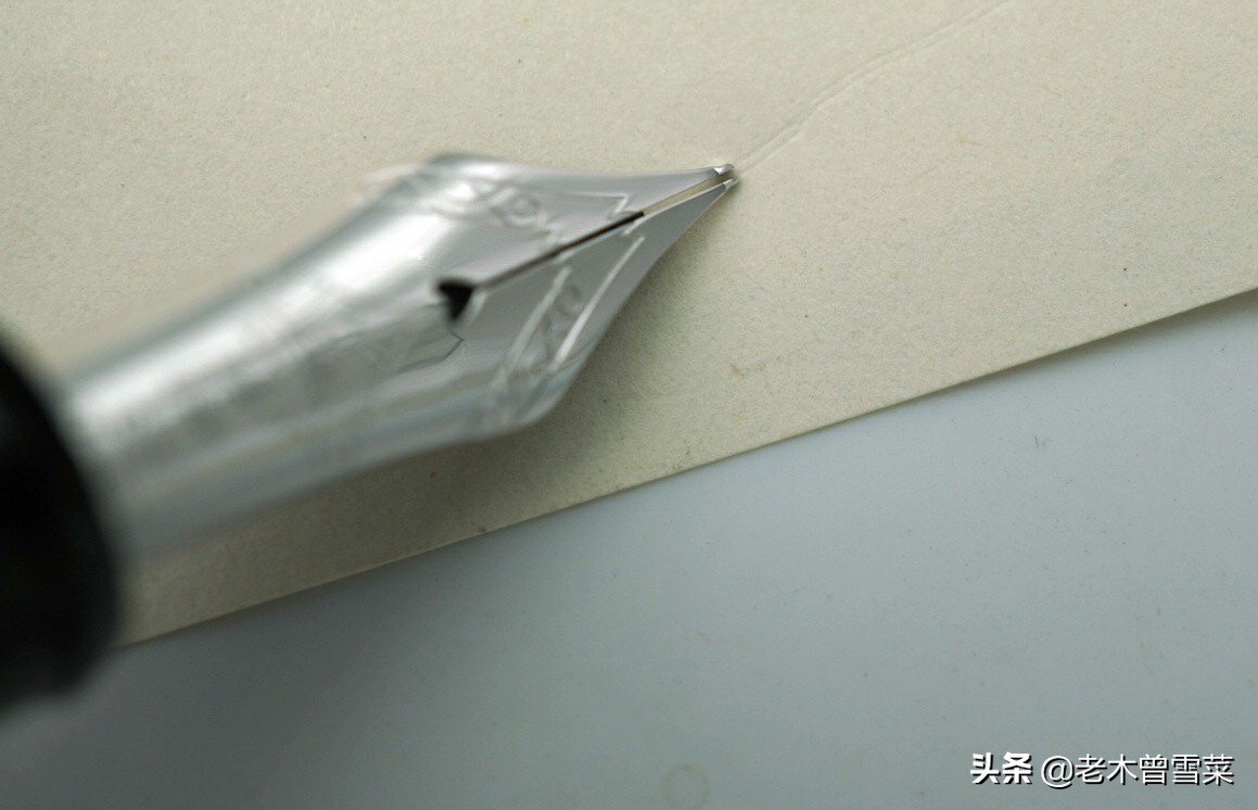 白金钢笔十周年限量款,英雄钢笔90周年纪念款金色18k