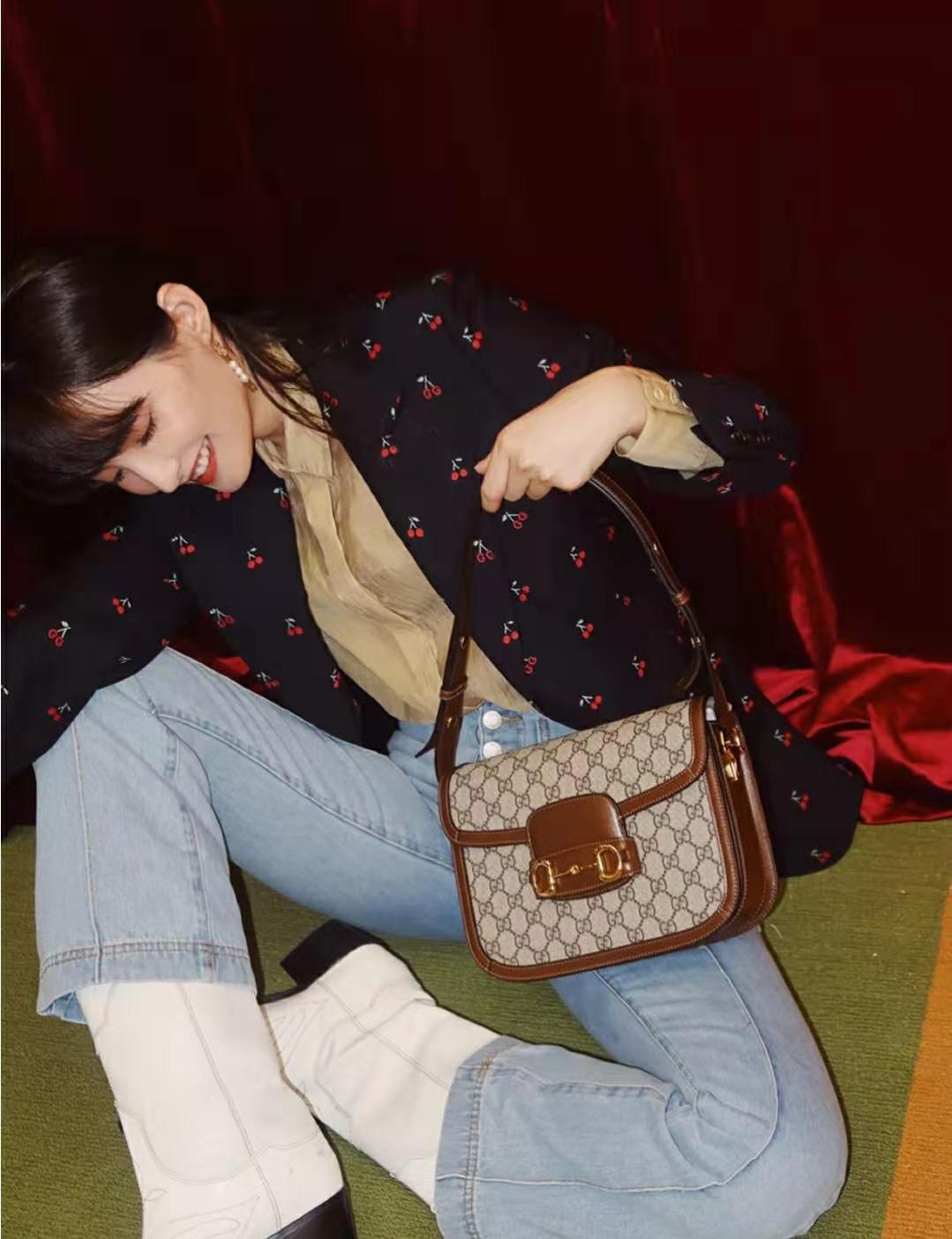 最近火遍全网的Gucci马衔扣复古手袋,到底值不值得购买?