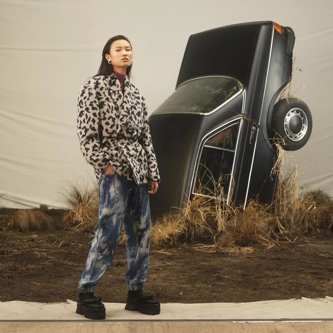 欧阳娜娜同款潮流品牌,欧阳娜娜同款联名卫衣