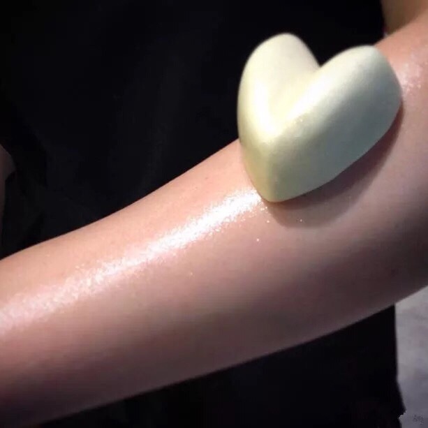 光白脸有什么用！身体白嫩闪才是斩男的终极奥义！