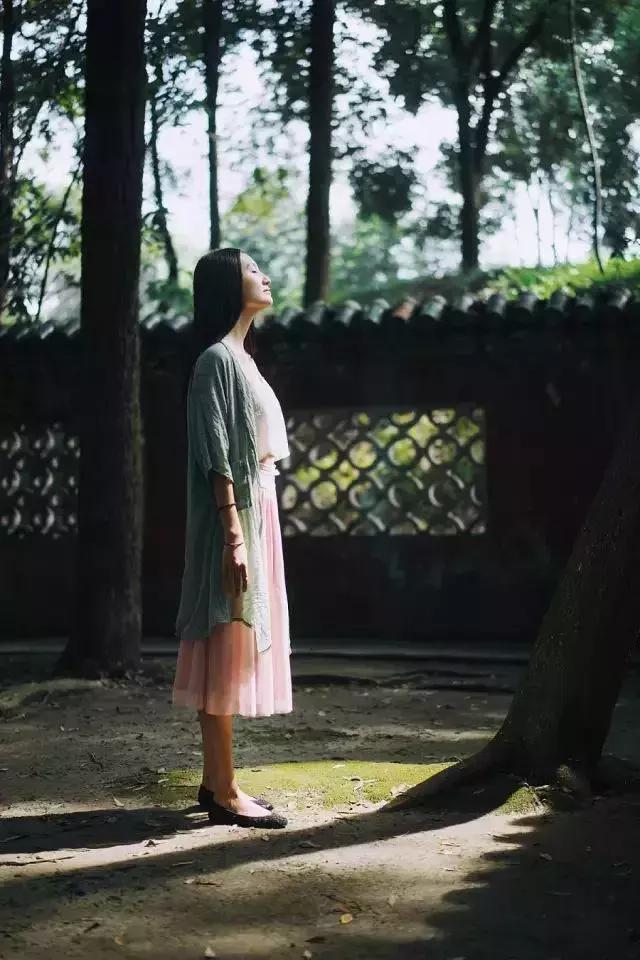 人家帮我们是情分不帮是本分,人家帮我我帮别人谚语