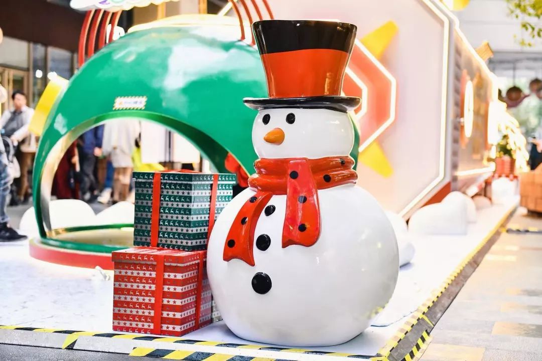 浪漫又梦幻的粉色圣诞树太美了,少女心爆棚的粉色圣诞树