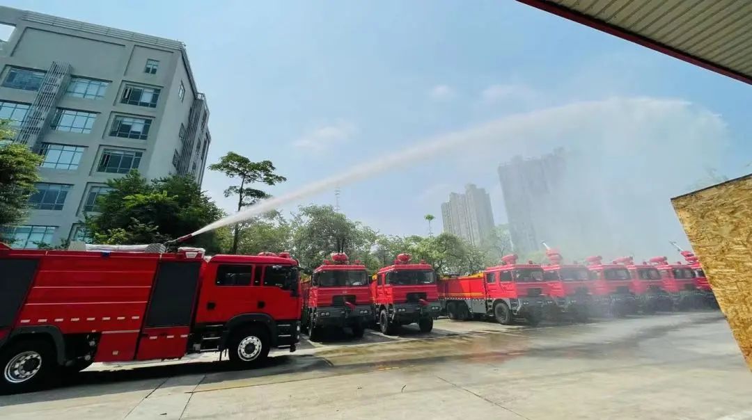 棰嗚窇绉樿瘈,灏忓法浜洪璺戦珮棰戞潗鏂欐柊璧涢亾
