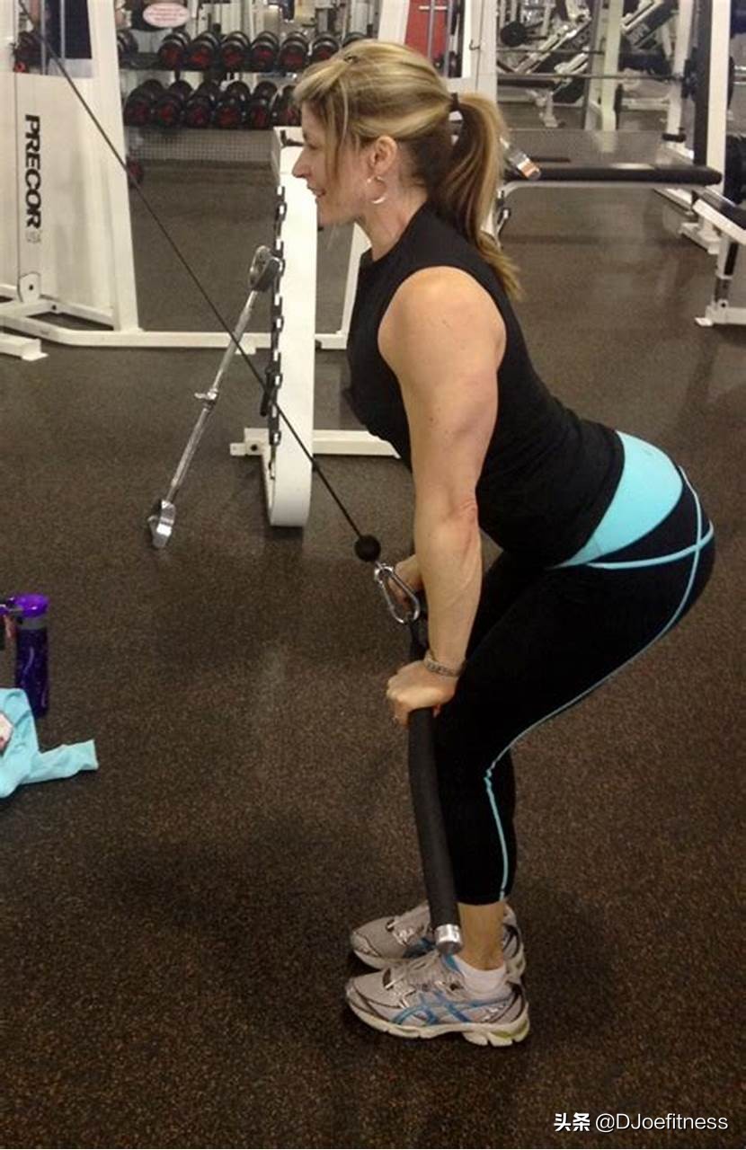 女性背部力量训练,女性背部锻炼健身动作