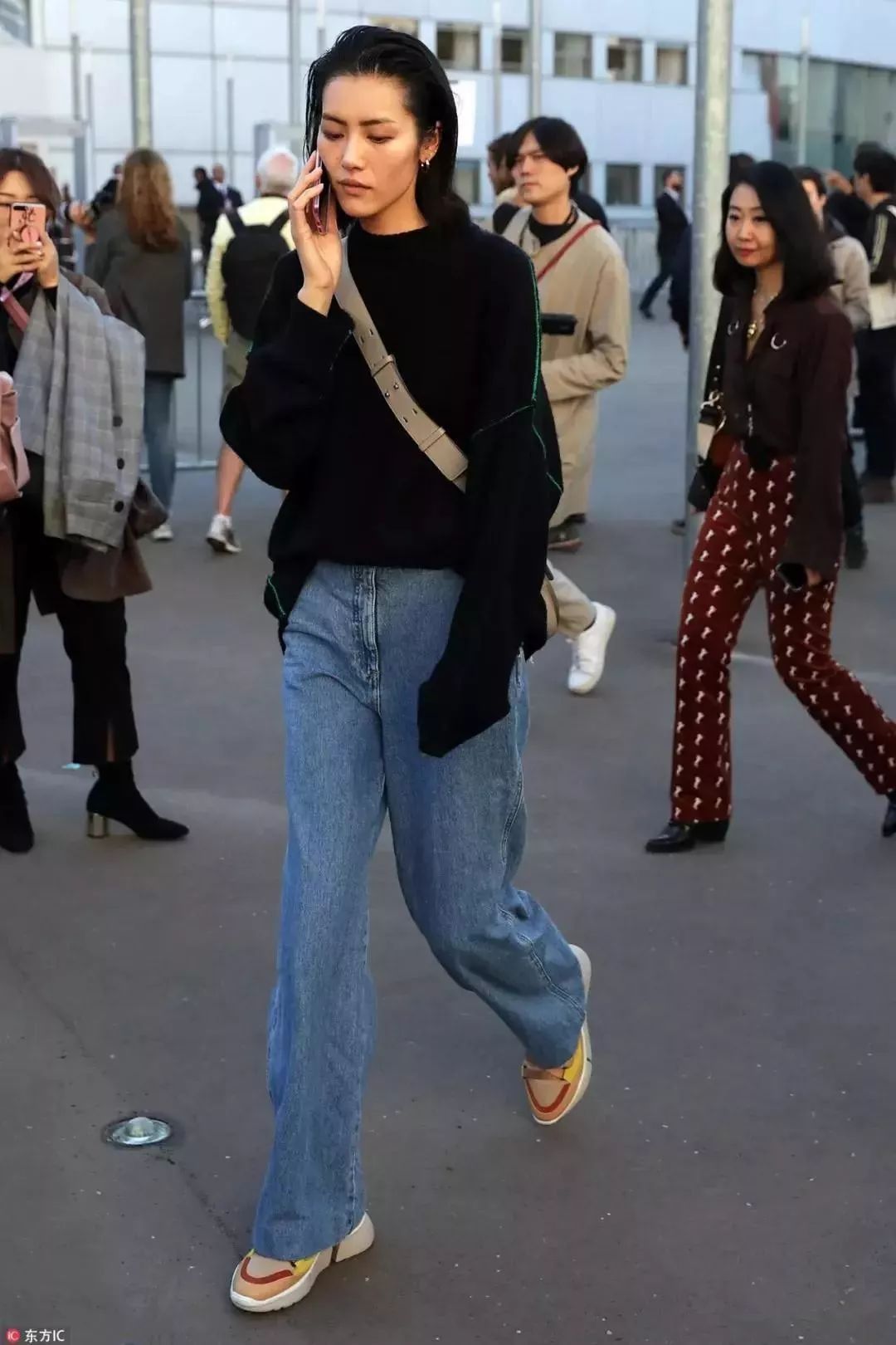 女明星都有的一双鞋,很火的一双女生鞋