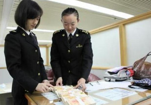 公务员晋升年龄一览表图片,国家部委公务员升职年龄