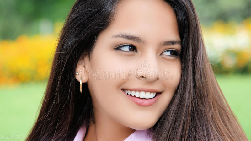 与未成年女性发生x生活,犯罪违法吗?对于女性的伤害有多大?