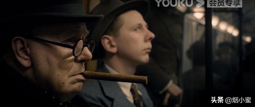 丘吉尔至暗时刻绝不撤退,丘吉尔至暗时刻转折点