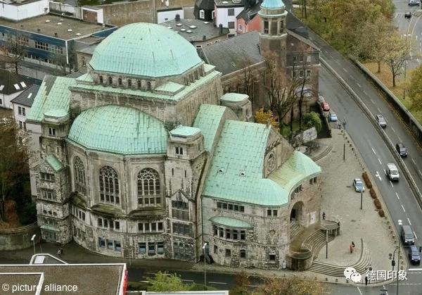 德国埃森属于哪个城市,德国埃森在德国的什么位置