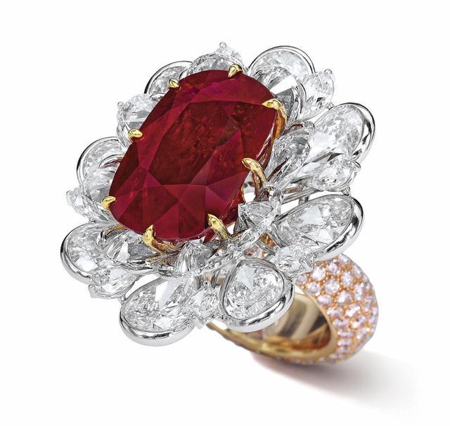 珍贵漂亮的戒指,价值连城的玉戒指