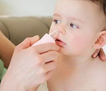 宝宝鼻塞睡觉呼吸不畅怎么办推拿,感冒鼻塞严重无法入睡怎么缓解