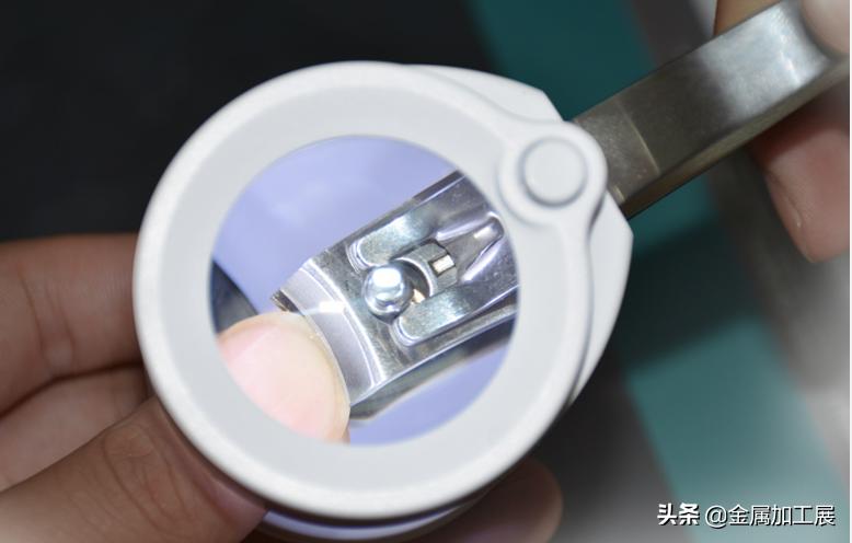 日本专用指甲刀自带放大镜,日本指甲刀带放大镜原装进口