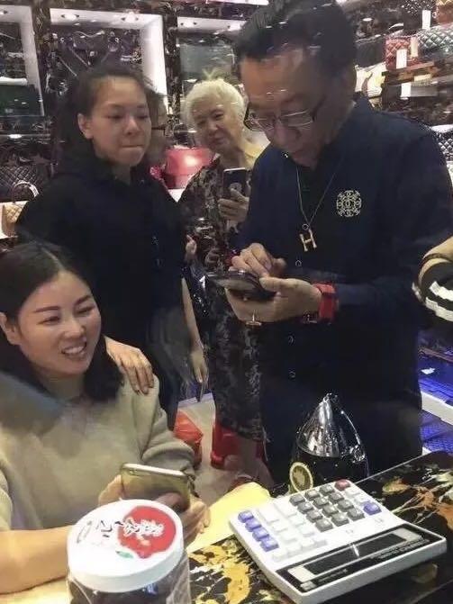 侯耀华的祝福视频,侯耀华虚假代言完整视频