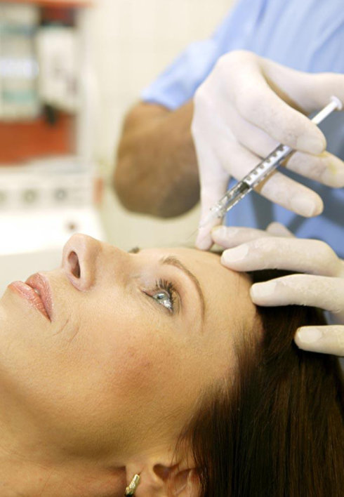 玻尿酸僵尸脸,脸颊打玻尿酸脸会变大吗