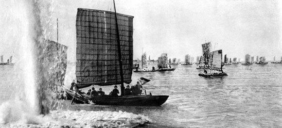 我军炮轰英军舰船完整版,解放军对英国军舰炮轰